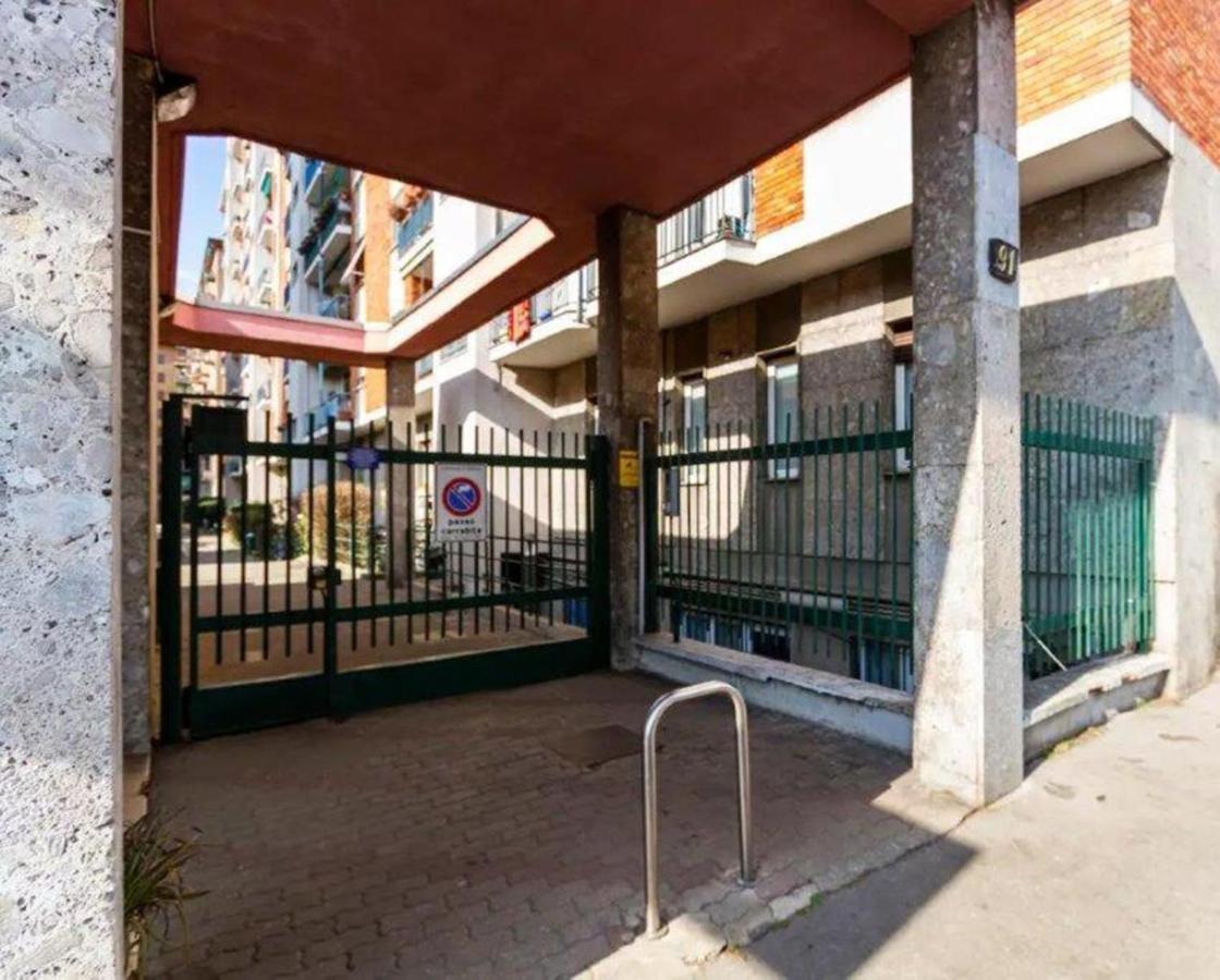 Appartamento 3 Camere Milano Centro Bagian luar foto